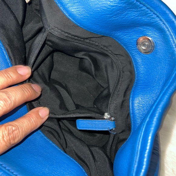 Marc Jacob’s Hobo style bag. Beautiful blue leather. Used good condition. - Picture 10 of 12